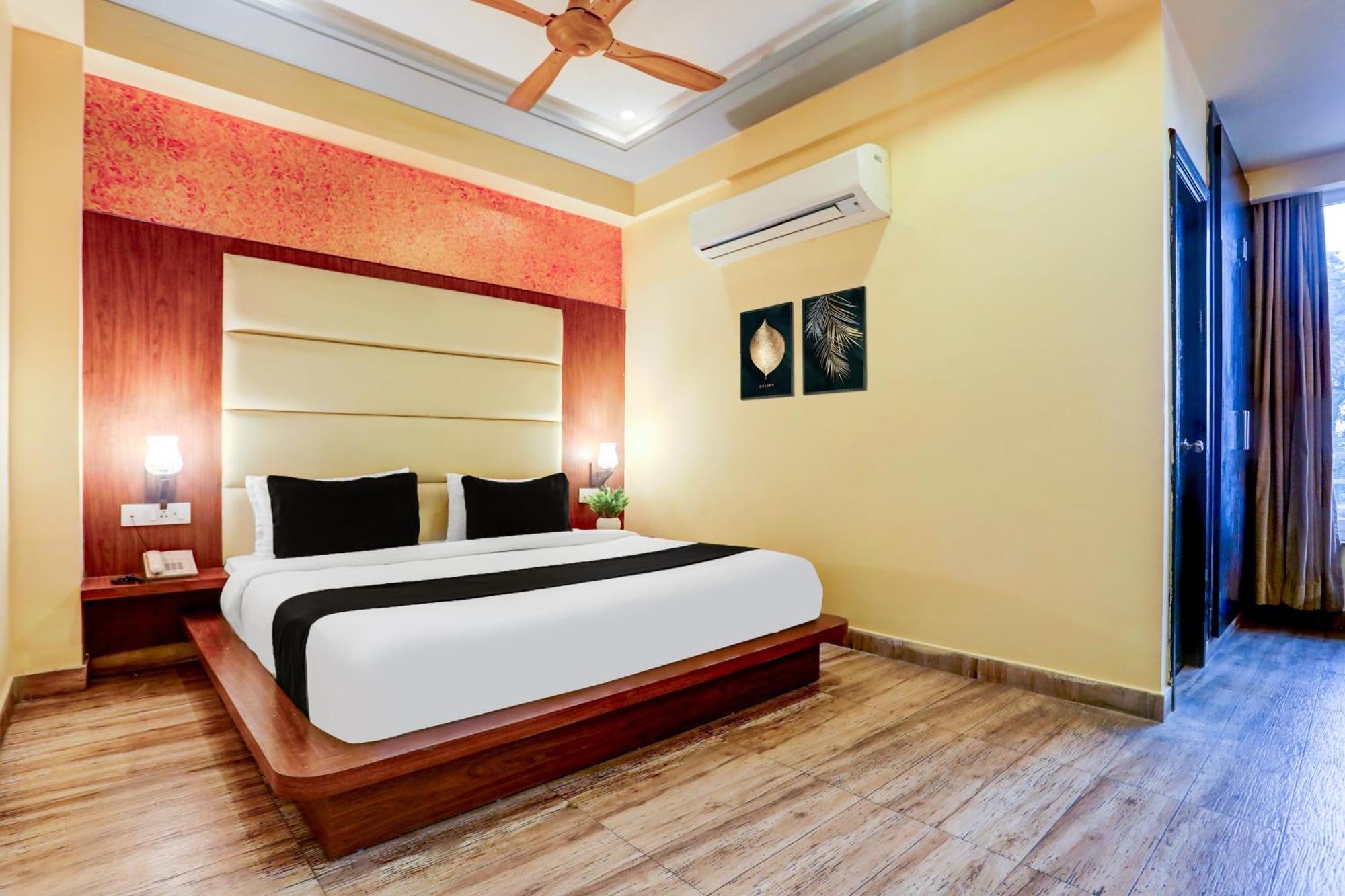 Super Townhouse Oak Pacify Hills Hotel Rajpur ภายนอก รูปภาพ