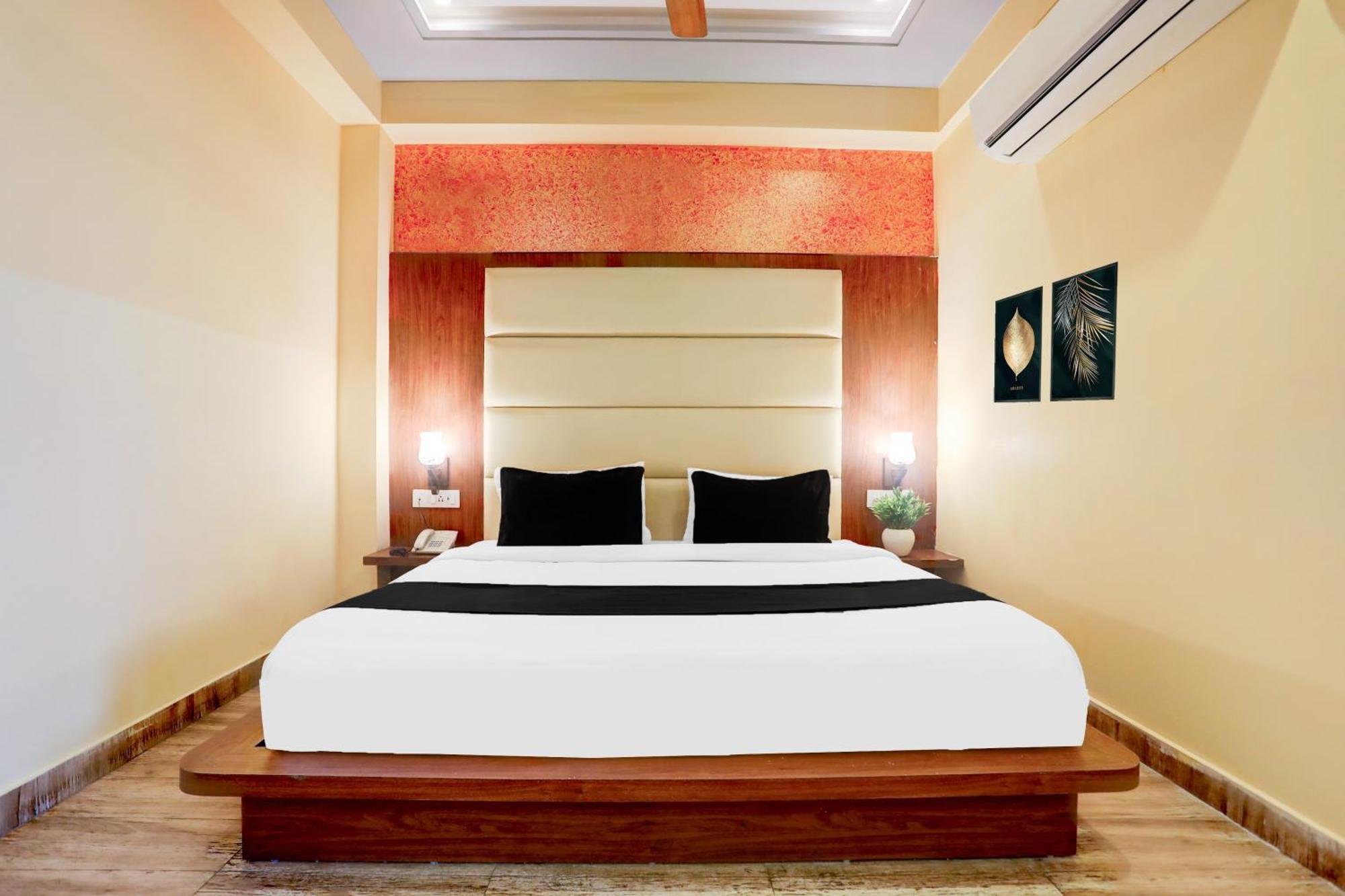 Super Townhouse Oak Pacify Hills Hotel Rajpur ภายนอก รูปภาพ